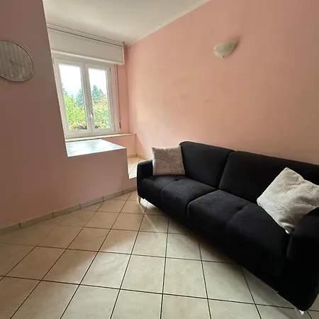 La Casa Sul Fiume - *